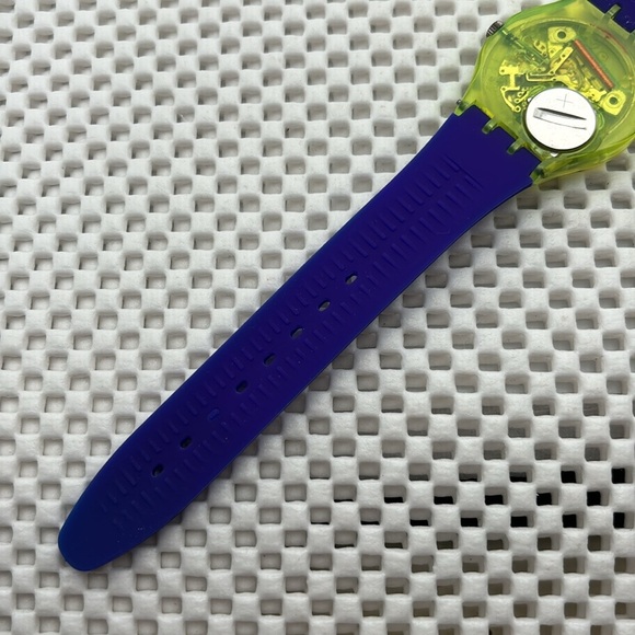 Swatch Watch - GJ103 - ROBIN - Picture 8 of 9